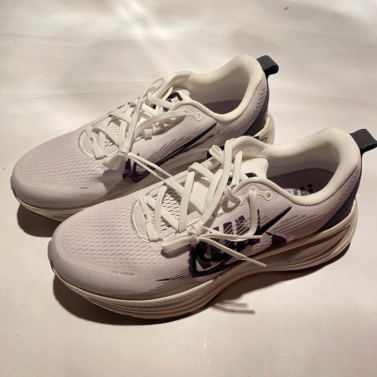 Nike Vomero 18 "Summit White/College Grey/Vast Grey/Black"