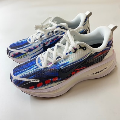 Nike Vomero 18 SE "Multi-Color/White/Sail/Black"