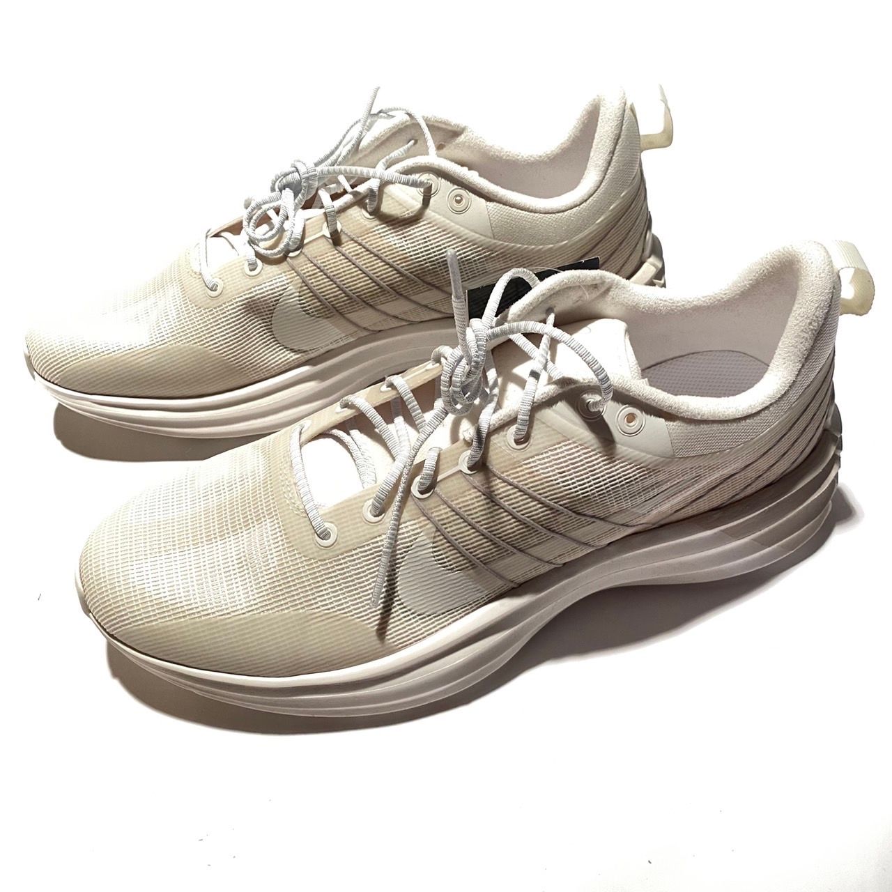 ナイキ ルナ ローム "ファントム アンド ライトボーン"