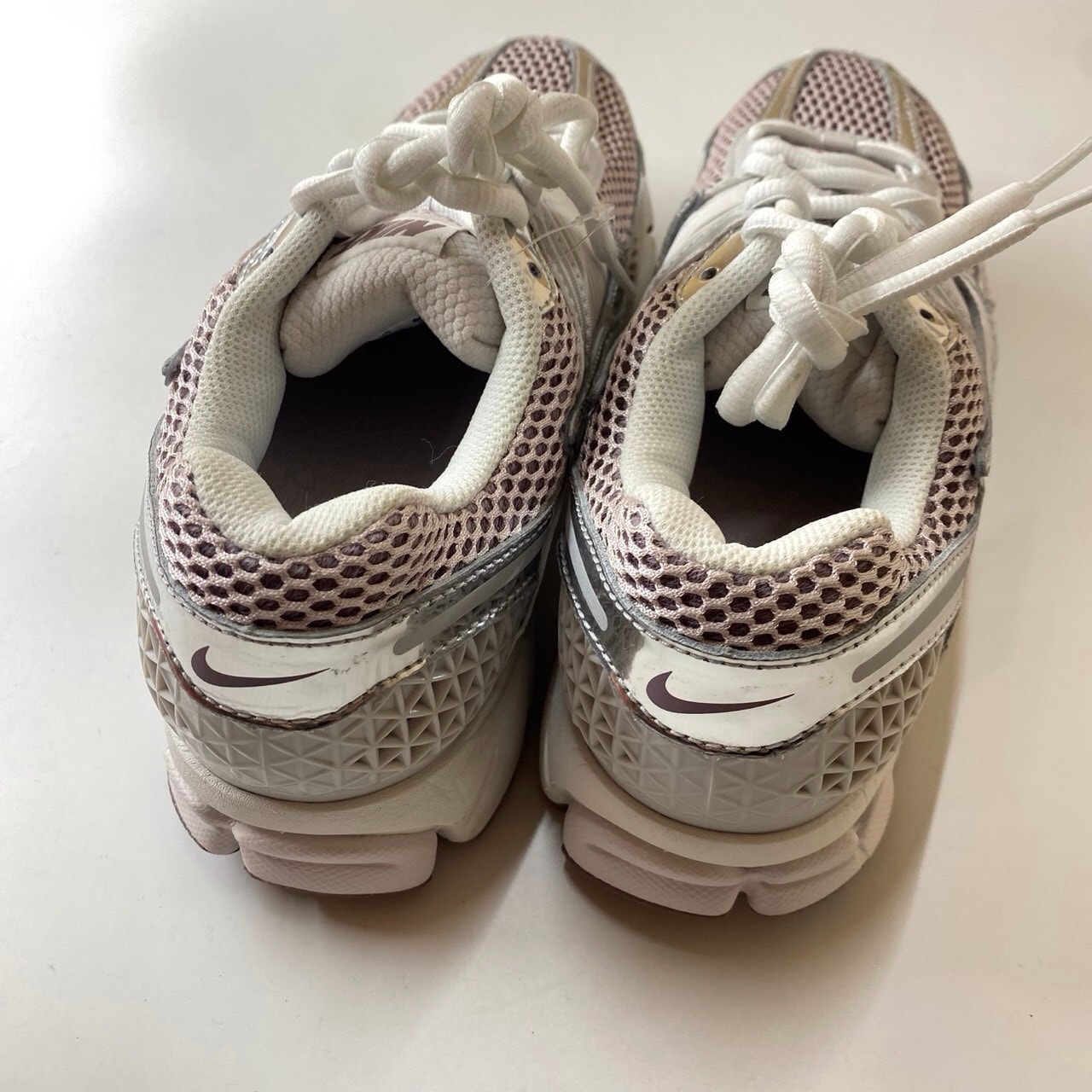 Nike Women's Zoom Vomero 5 "Vast Grey/Metallic Silver"