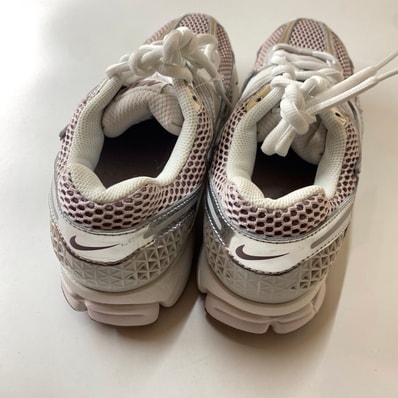 Nike Women's Zoom Vomero 5 "Vast Grey/Metallic Silver"