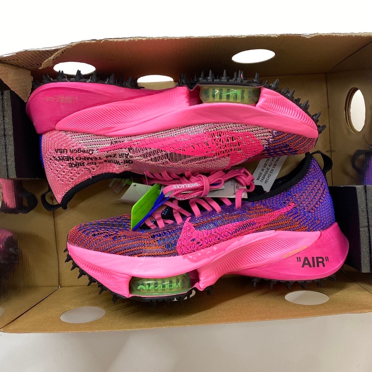 Off-White × Nike Air Zoom Tempo Next% Flyknit "Pink Glow"