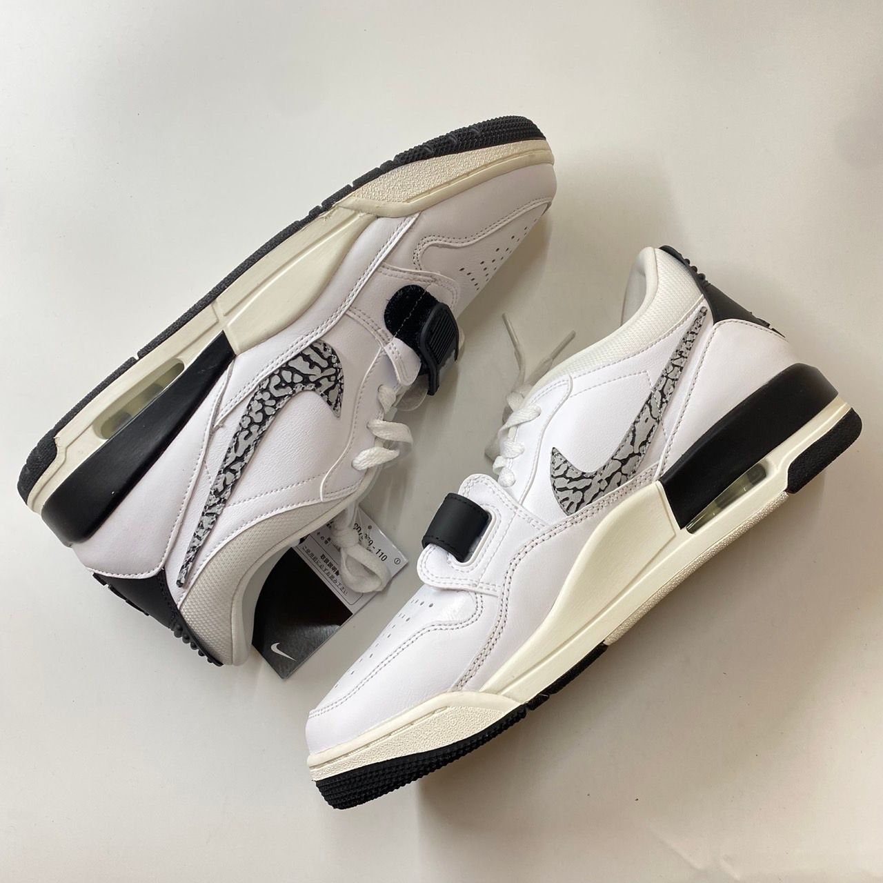 Nike Air Jordan Legacy 312 Low "White/Black/Sail/Wolf Grey"