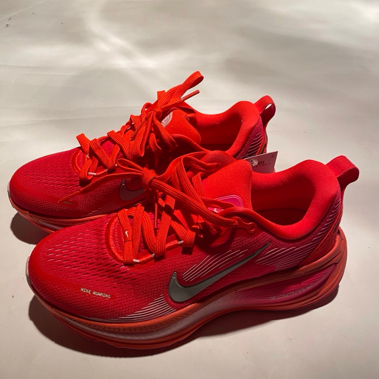 Nike Women's Vomero 18 "Bright Crimson/Hyper Pink/Pink Foam/White"
