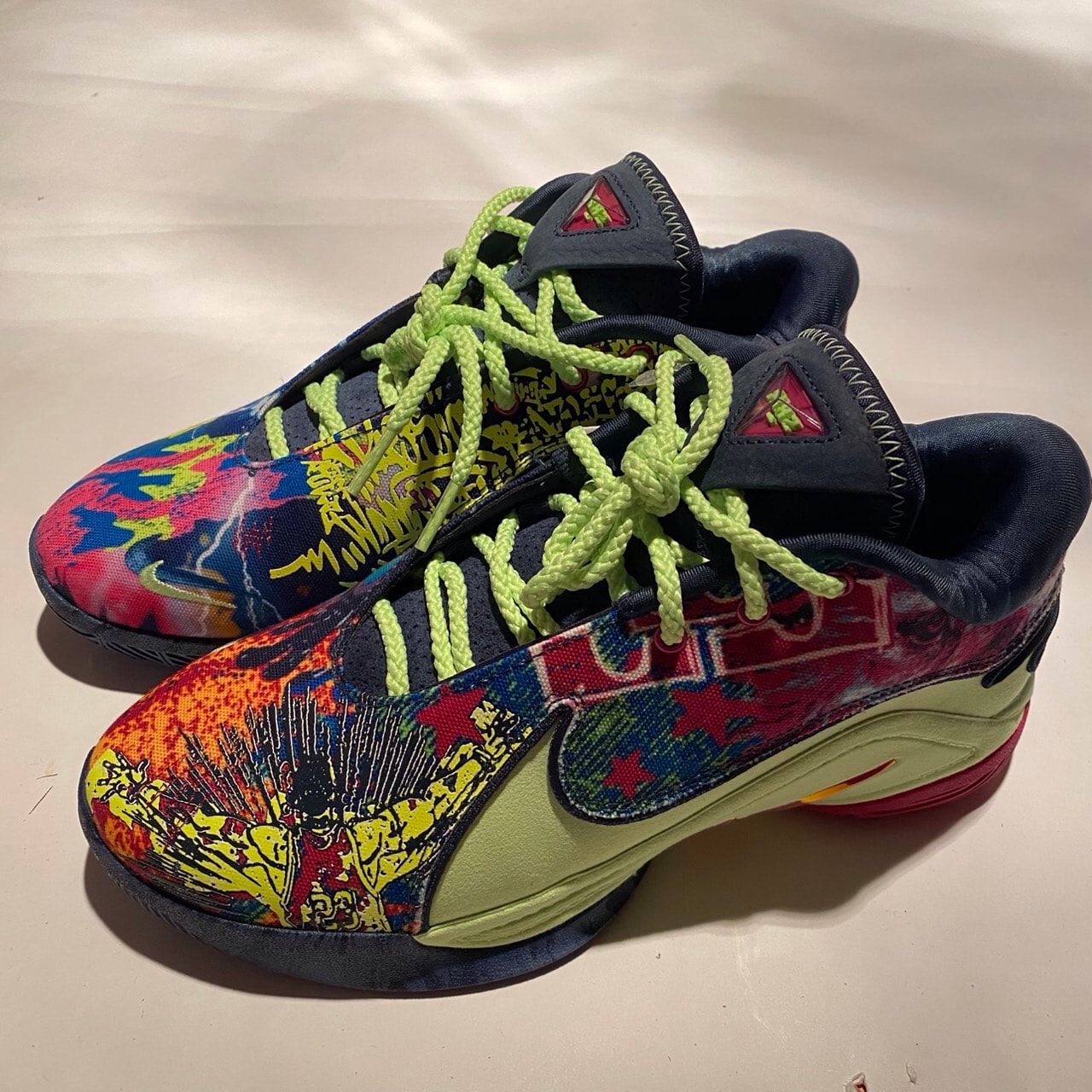 Nike LeBron 22 "Bryce’s World" (HV8451-400/HV8452-400)