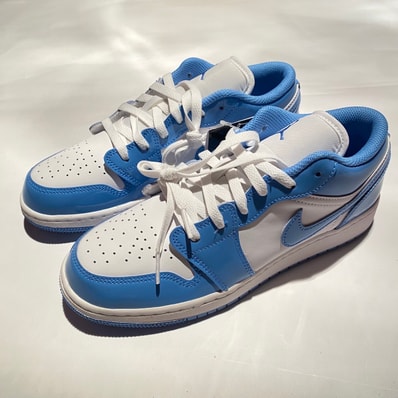 Nike GS Air Jordan 1 Low "Legend Blue"