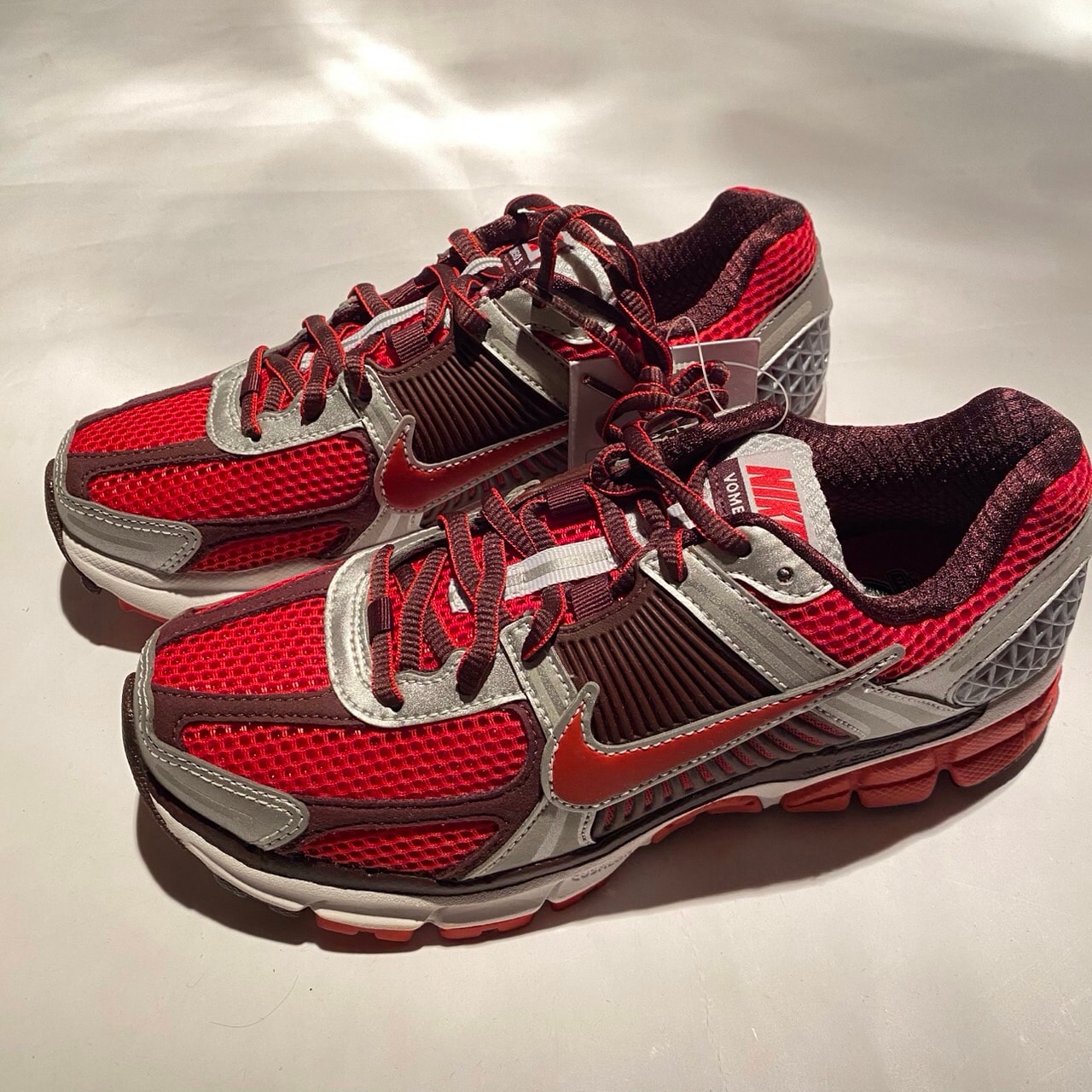 Nike Women's Zoom Vomero 5 "Mystic Red and Platinum"