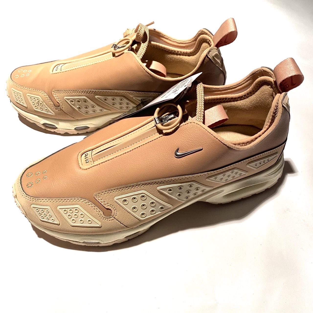 Nike Women's Air SNDR Max Premium "Hemp"