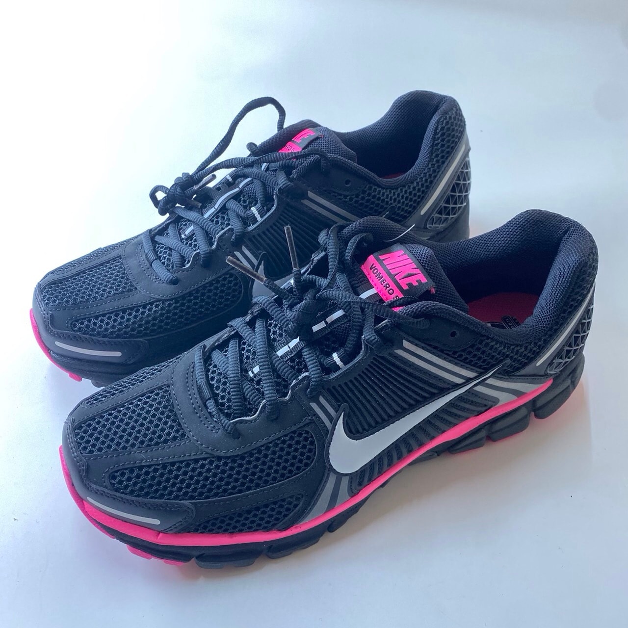 Nike Zoom Vomero 5 "Black/Anthracite/Pink Blast/Metallic Platinum"