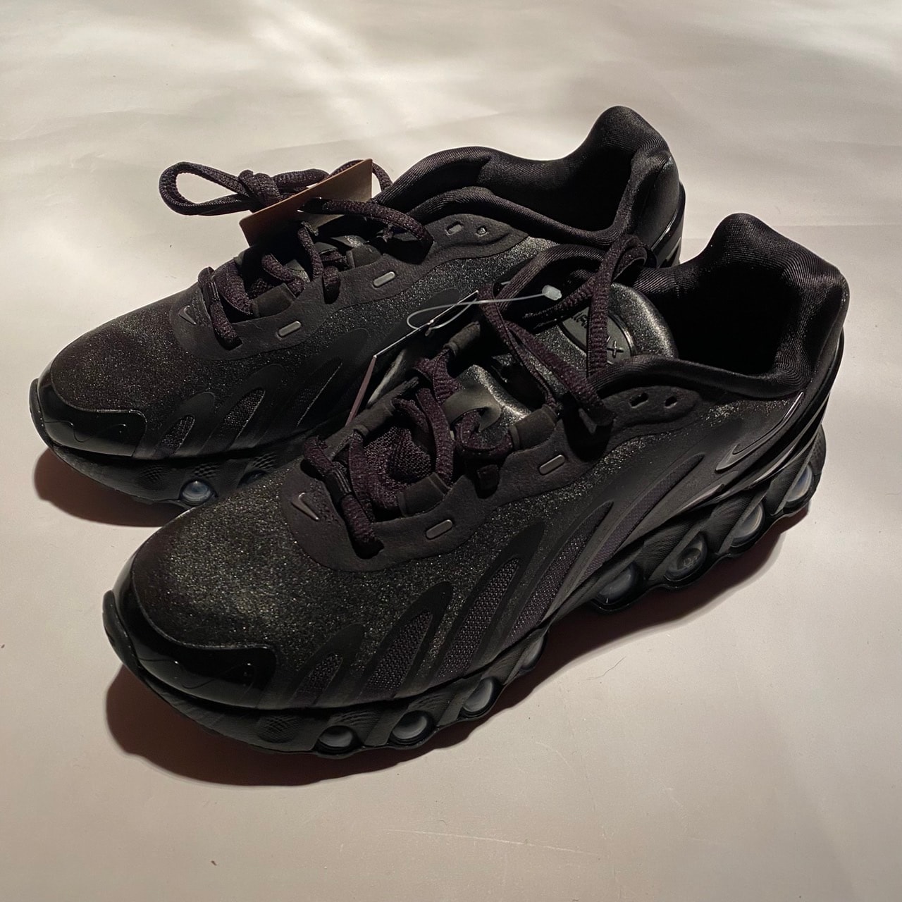 Nike Women's Air Max DN8 "Black/Metallic Dark Grey"