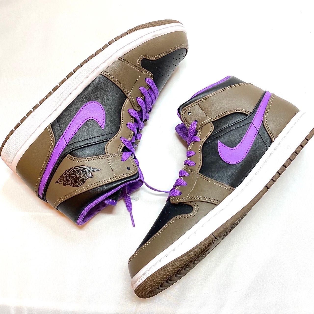 Nike Air Jordan 1 Mid "Palomino"