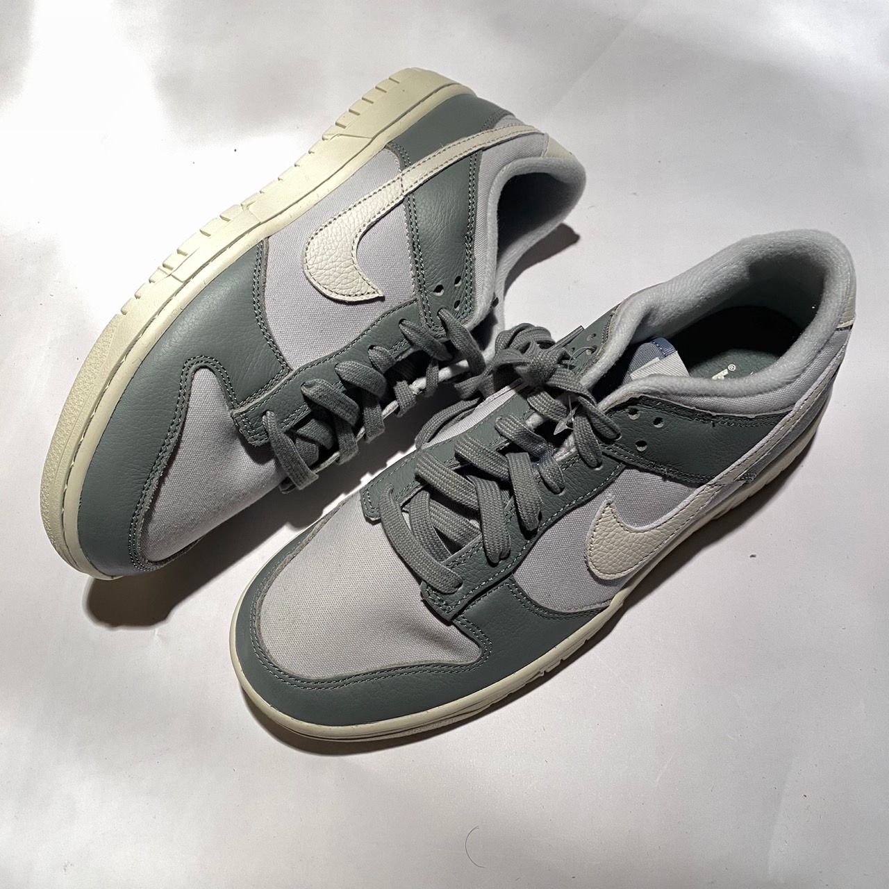 Nike Dunk Low PRM "Mica Green"