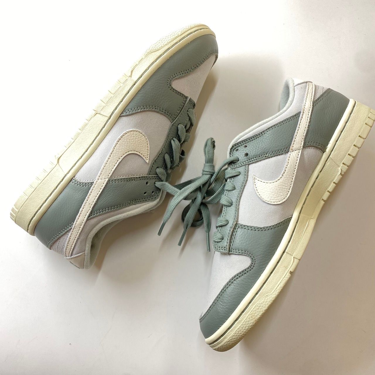 Nike Dunk Low PRM "Mica Green"