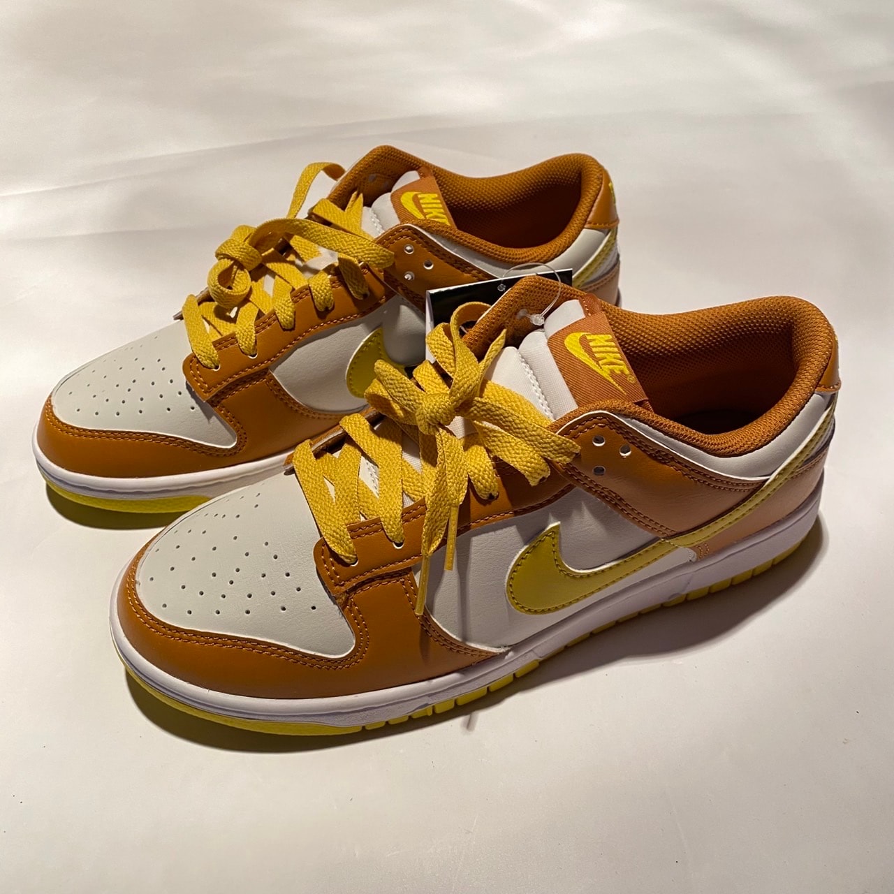 Nike Dunk Low Retro "Summit White/Desert Ochre/White/Bright Citron"