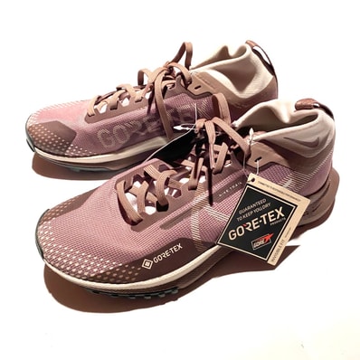 Nike Women's Pegasus Trail 4 GORE-TEX "Smokey Mauve/Saturn Gold"