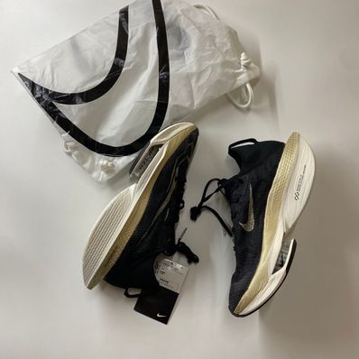 Nike AlphaFly 2 "Black/Sail/Metallic Gold Grain"