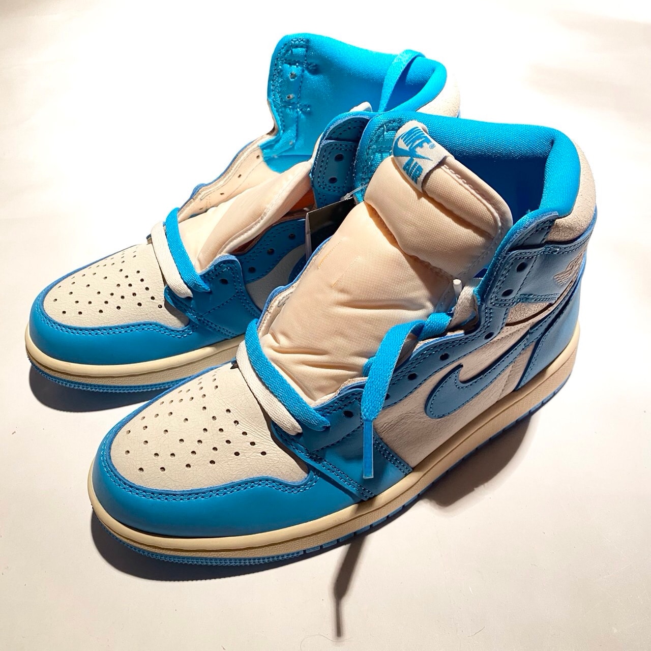 Nike Air Jordan 1 Retro High OG "UNC Reimagined"
