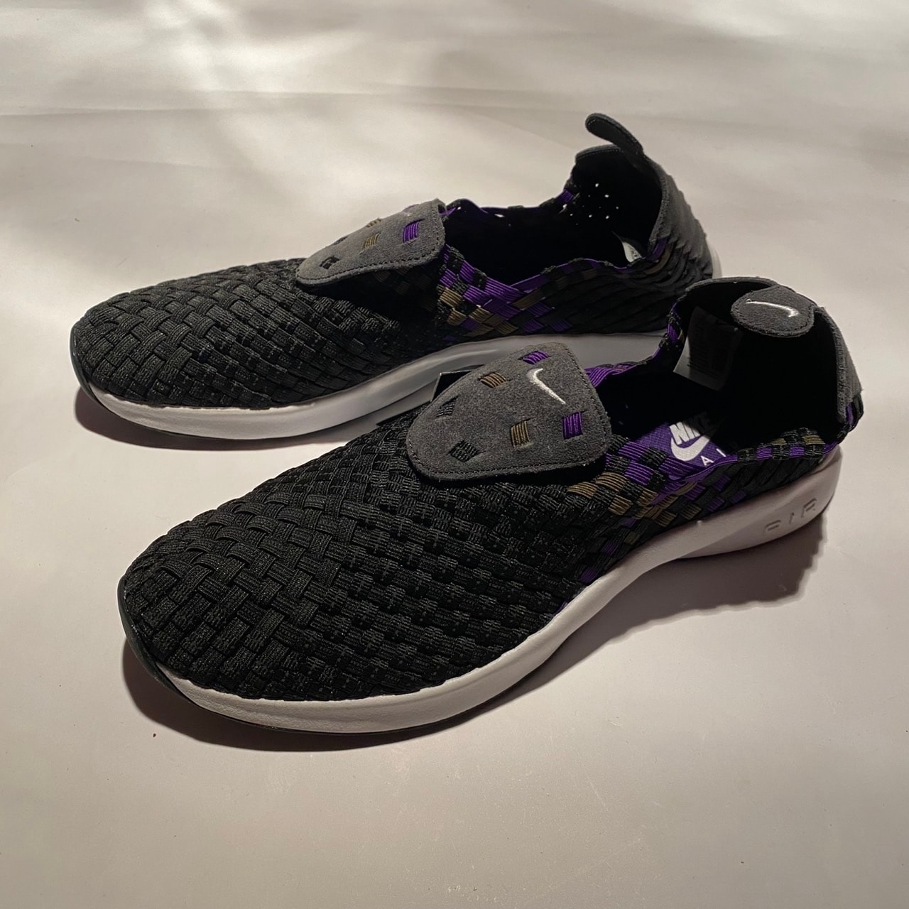 NIKE AIR WOVEN "BLACK/PURPLE"