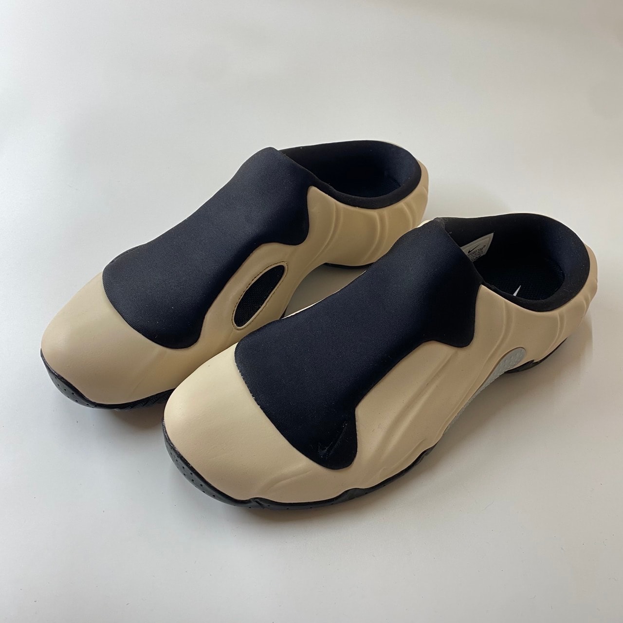 Nike Clogposite "Sand Drift and Black"