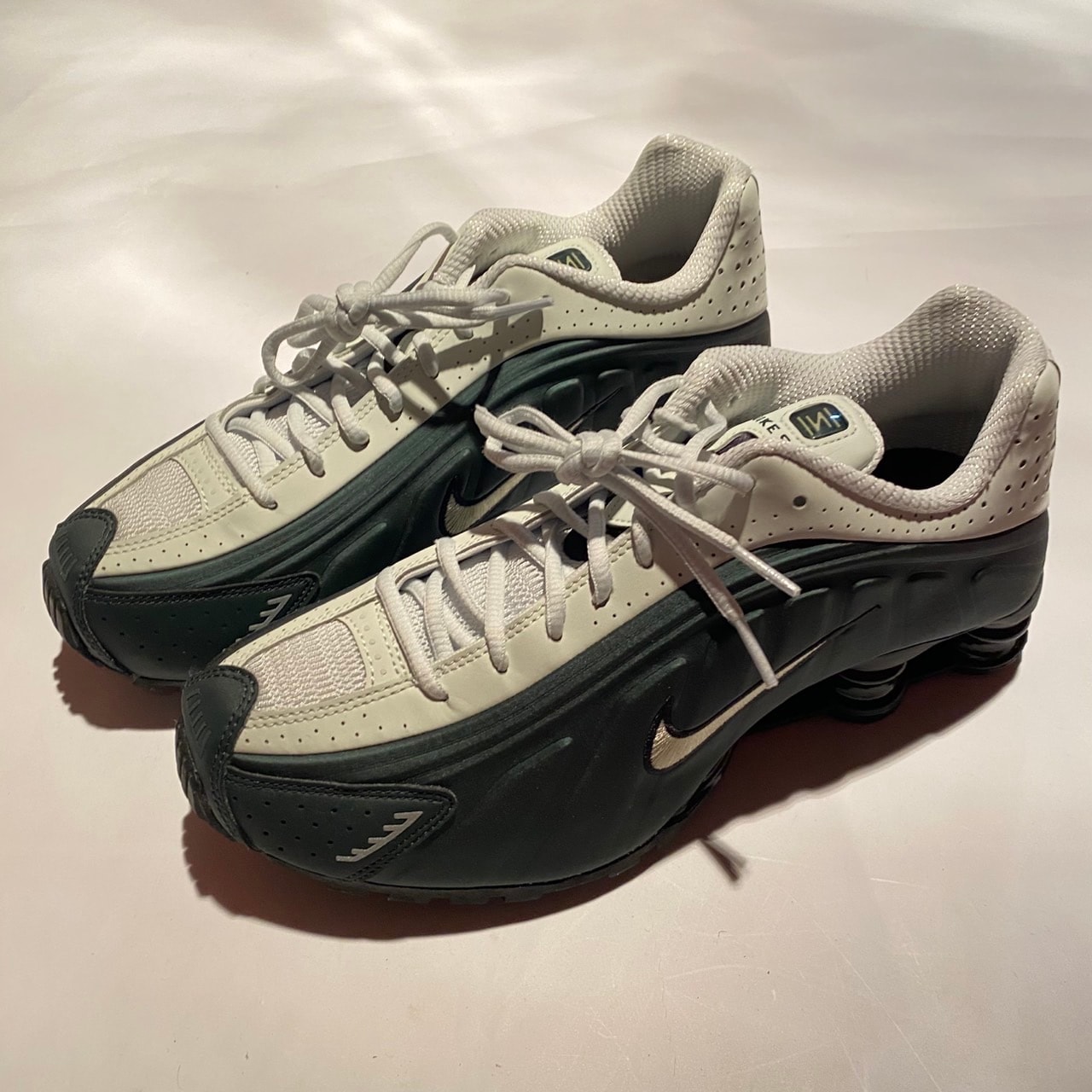 Nike Shox R4 "Black Spruce"