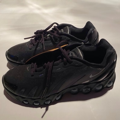 Nike Women's Air Max DN8 "Black/Metallic Dark Grey"