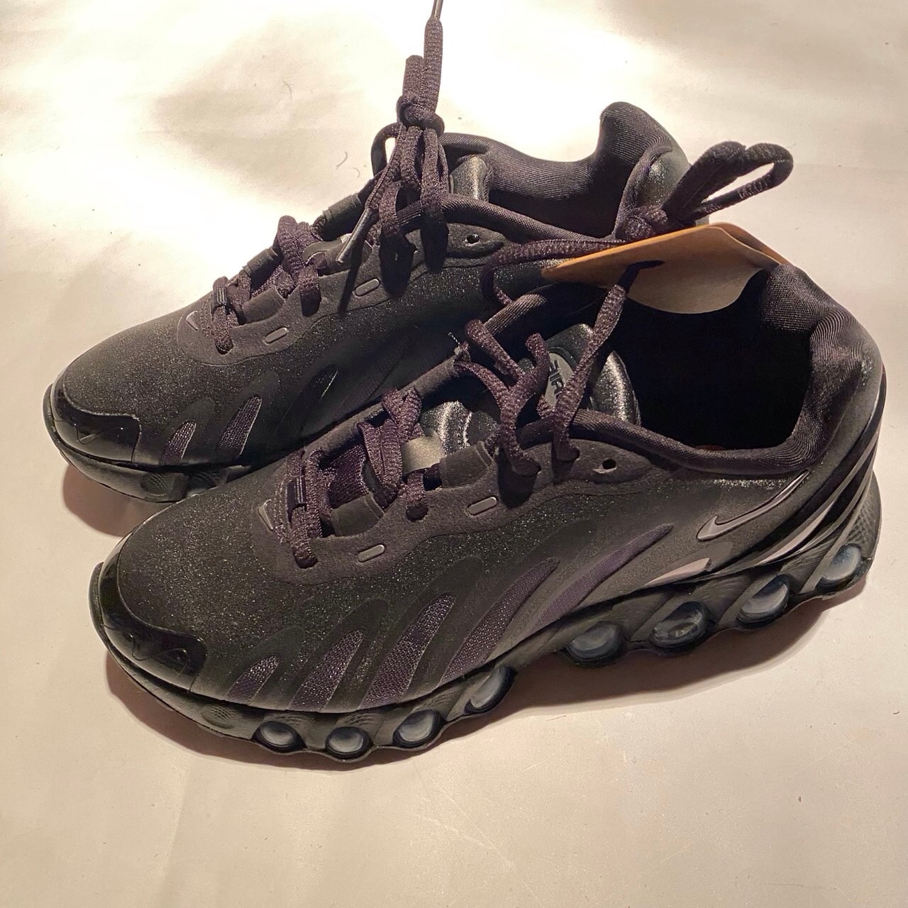 Nike Women's Air Max DN8 "Black/Metallic Dark Grey"