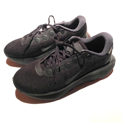 Nike Women's Motiva GORE-TEX "Black/Anthracite"