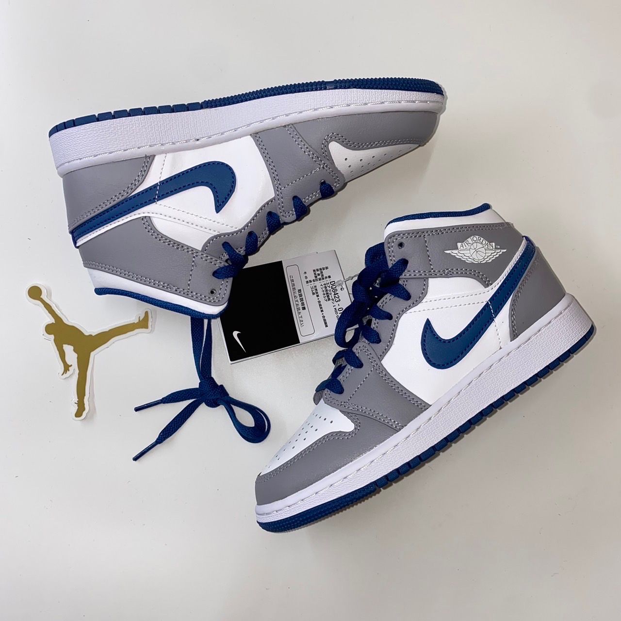 Nike GS Air Jordan 1 Mid "True Blue"