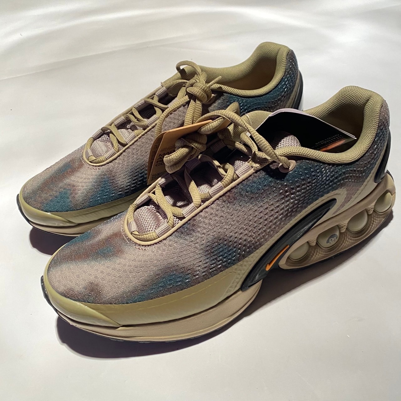 ナイキ エアマックスDN NRG "カモ"