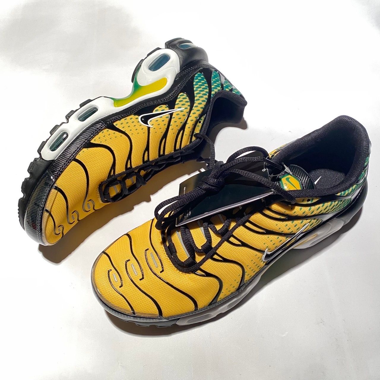 Nike Air Max Plus "Varsity Maize/Pine Green/White/Black"