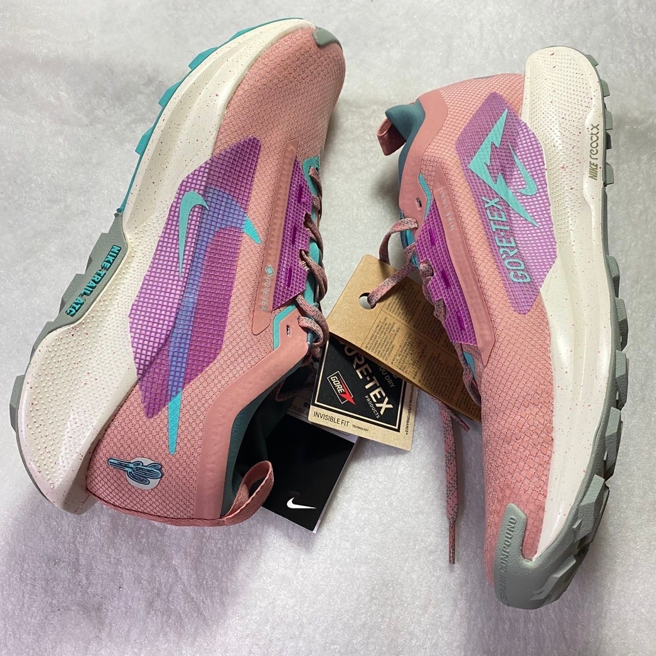 Nike Pegasus Trail 5 GORE-TEX "Rev Stardust/Bicoastal/Vivid Grape/Green Frost"