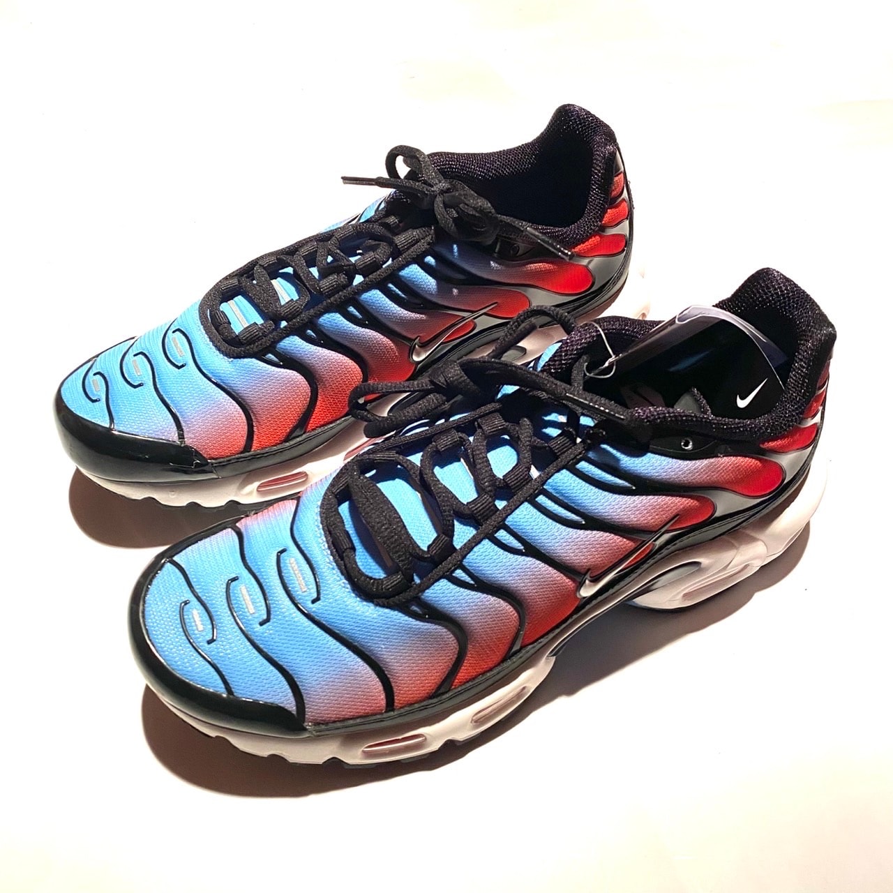 Nike Women's Air Max Plus "Black/University Blue/Light Crimson/Metallic Silver"