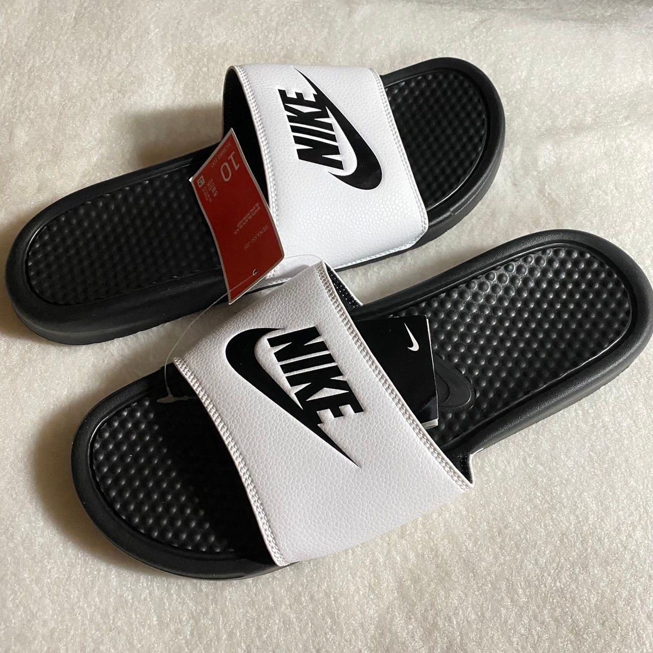 Nike Benassi JDI "White/Black"