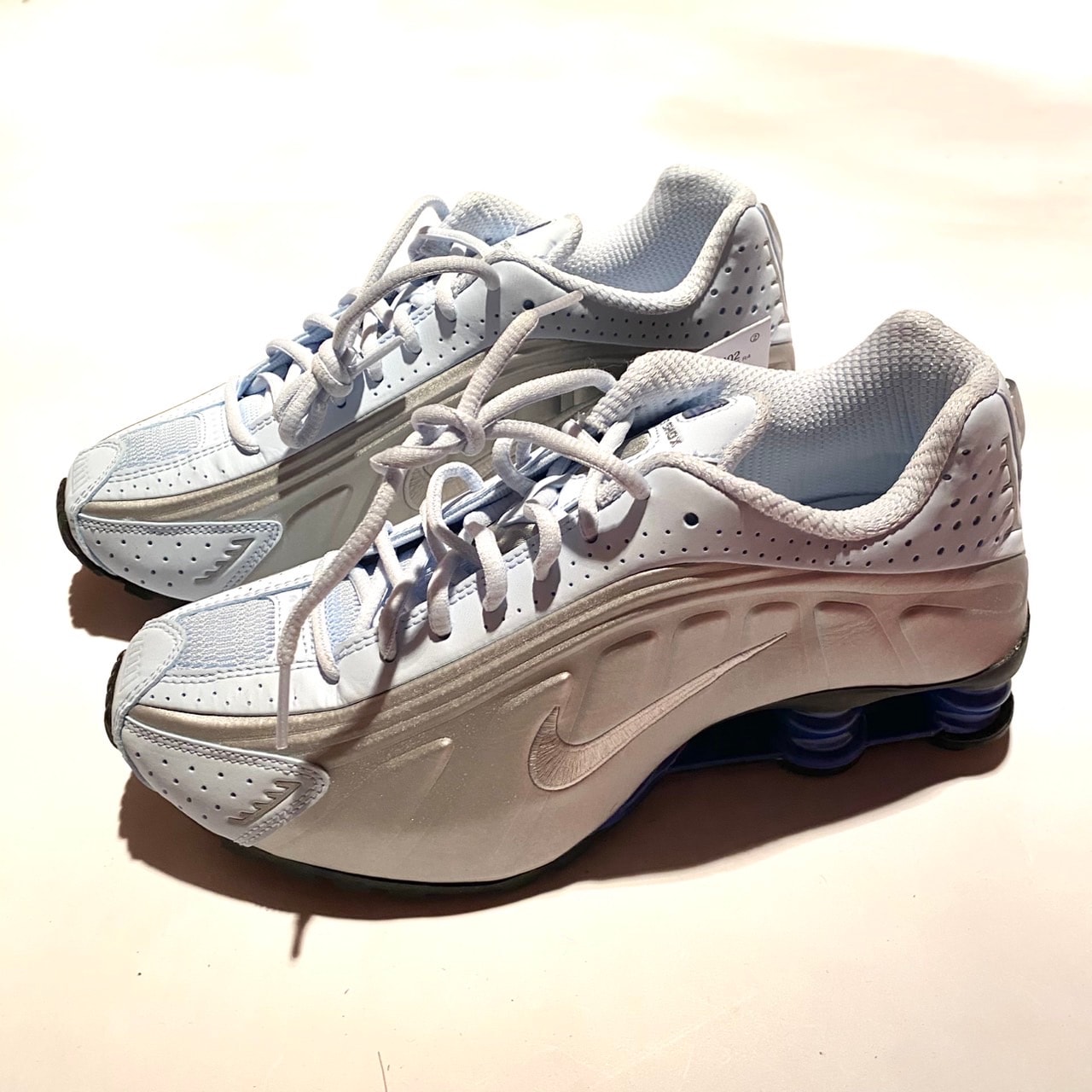 Nike Women's Shox R4 "Blue Tint/Racer Blue/Metallic Silver"