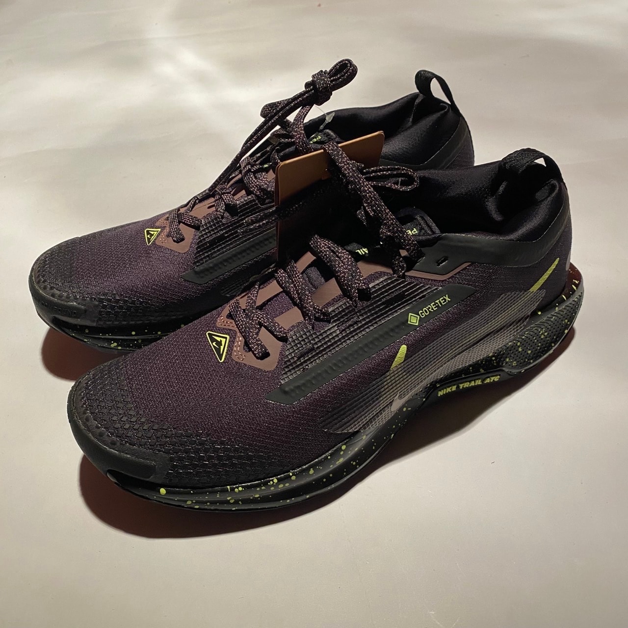 Nike Pegasus Trail 5 GORE-TEX "Black/Phantom/Tattoo/Volt Ice"
