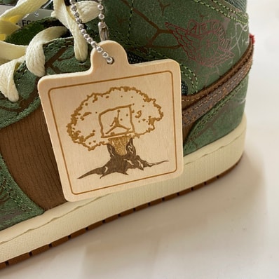 Nike GS Air Jordan 1 Mid "Treeline"