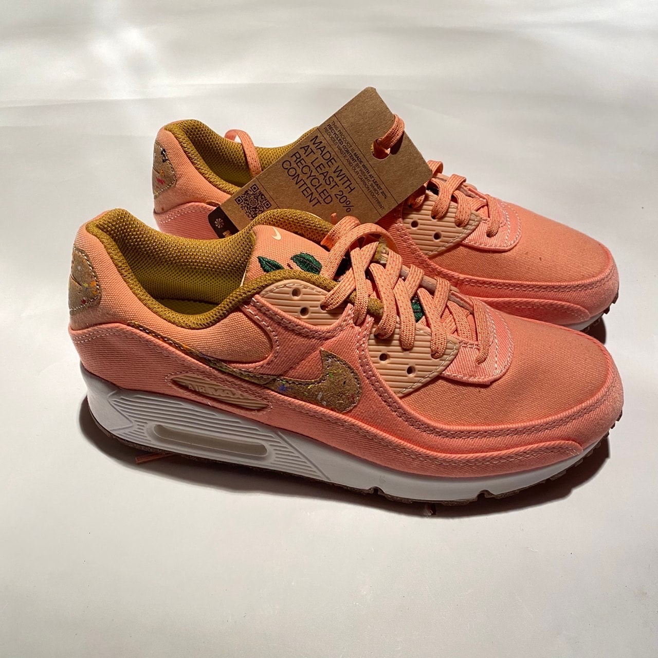 NIKE Women's AIR MAX 90 SE CORK "PINK CANVAS"