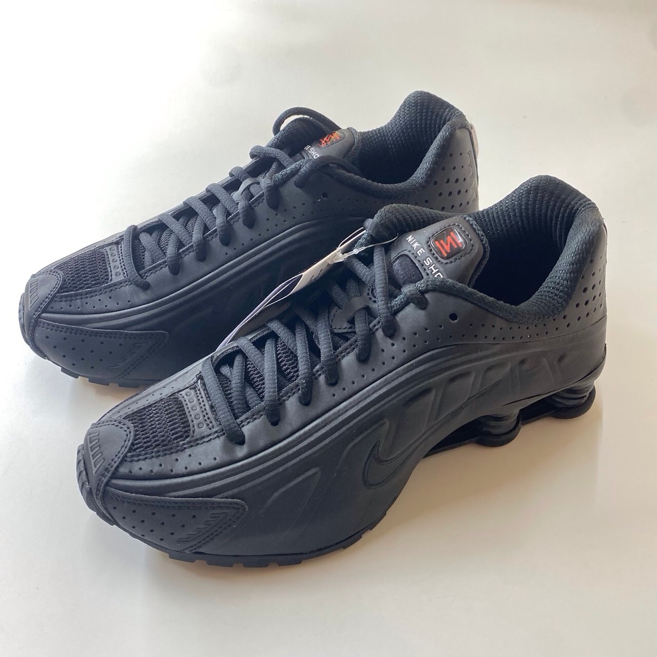 Nike Women's Shox R4 "Black"
