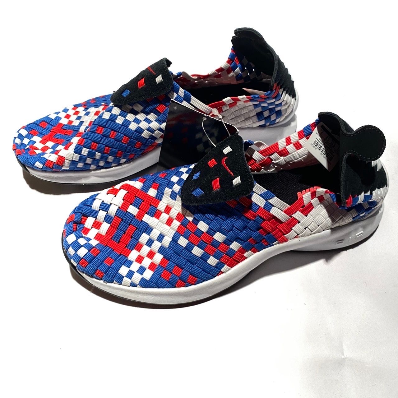 ナイキ エアウーブン "ブラック/ラッシュ レッド"