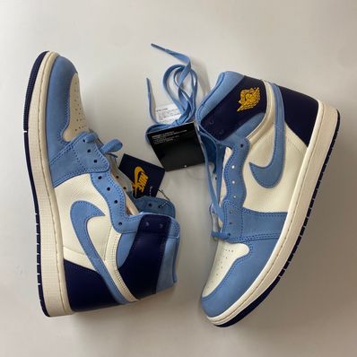 Nike Women's Air Jordan 1 Retro High OG "First in Flight"