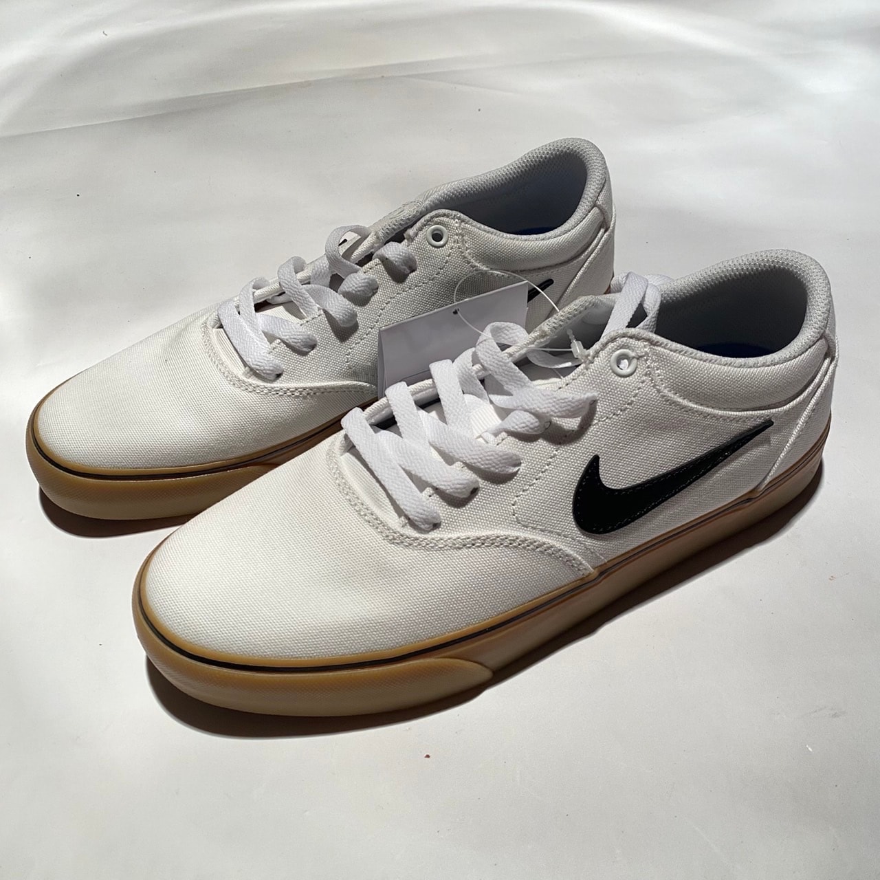 ナイキ SB クローン2 キャンバス "ホワイト/ホワイト/ガムライトブラウン/ブラック"