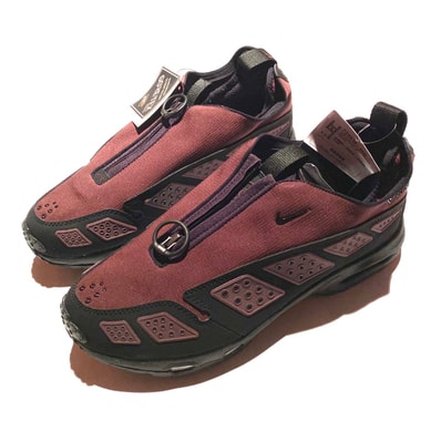 Nike Women's Air Max Sunder GORE-TEX "Burgundy Crush"