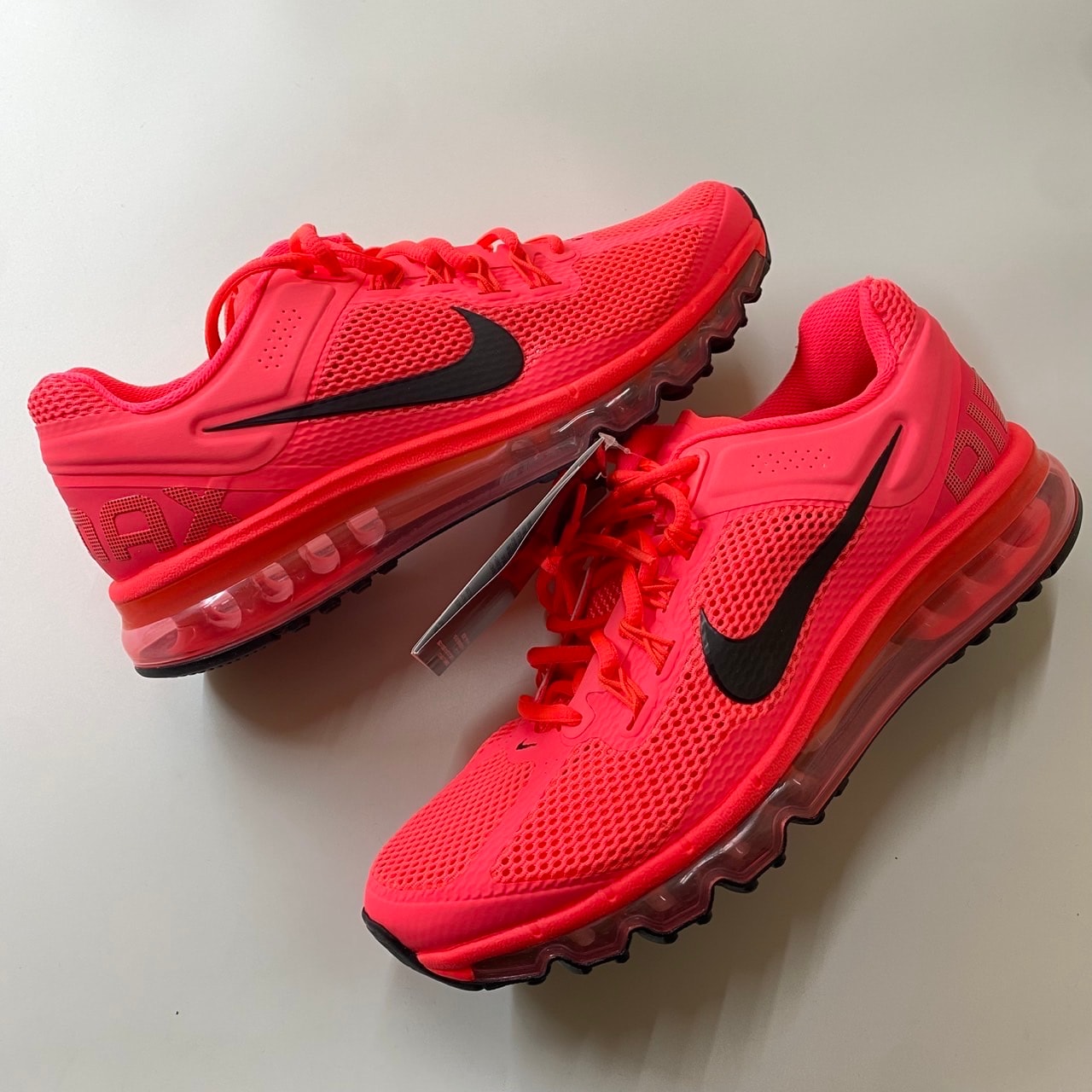 ナイキ エアマックス2013 "ホットパンチ"