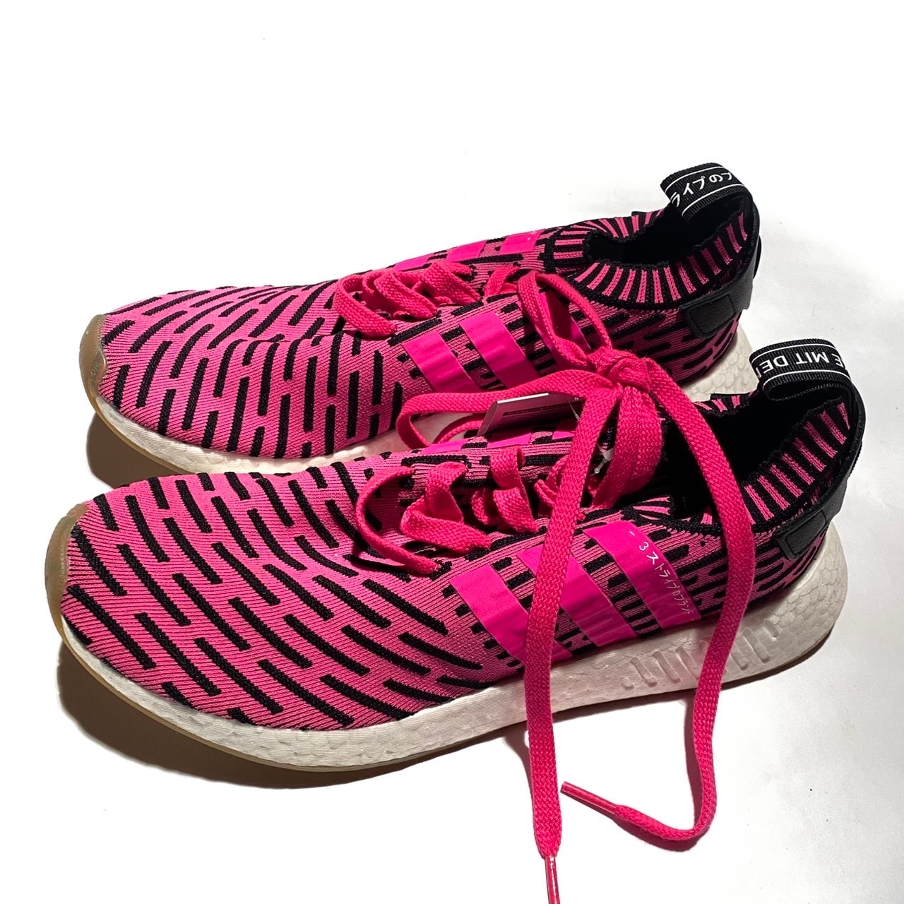 アディダス NMD R2 "ジャパン ショック ピンク"