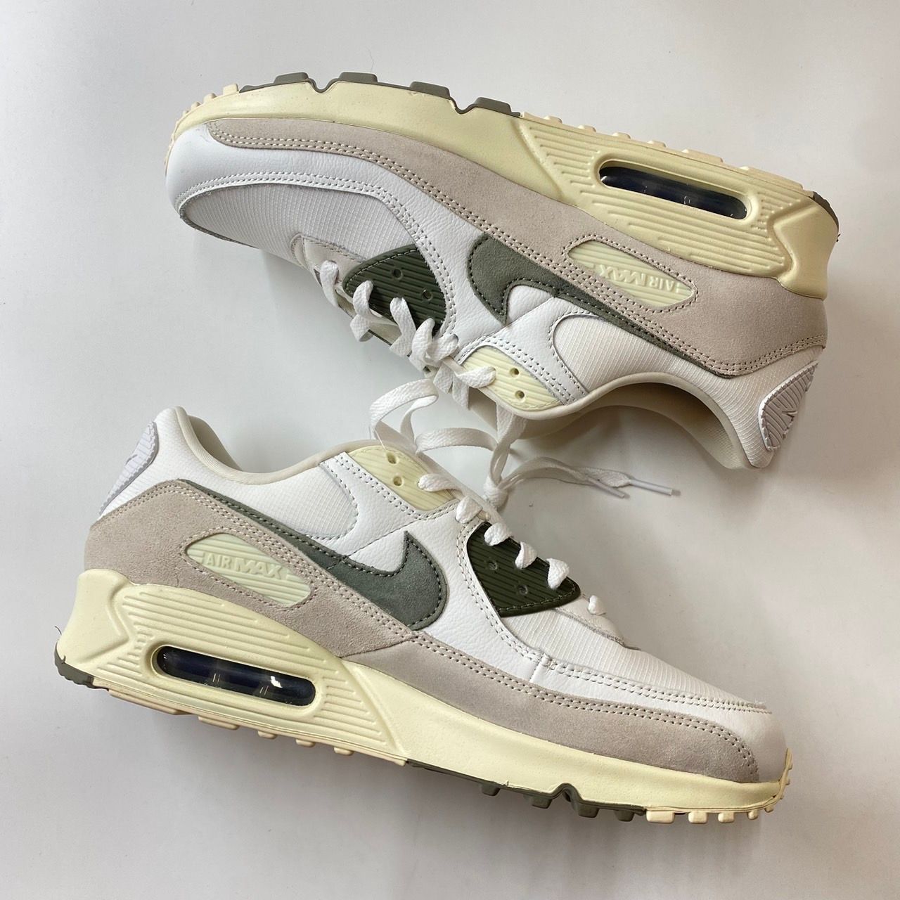 Nike Air Max 90 SE "White/Dark Stucco/Summit White/Phantom/Coconut Milk"