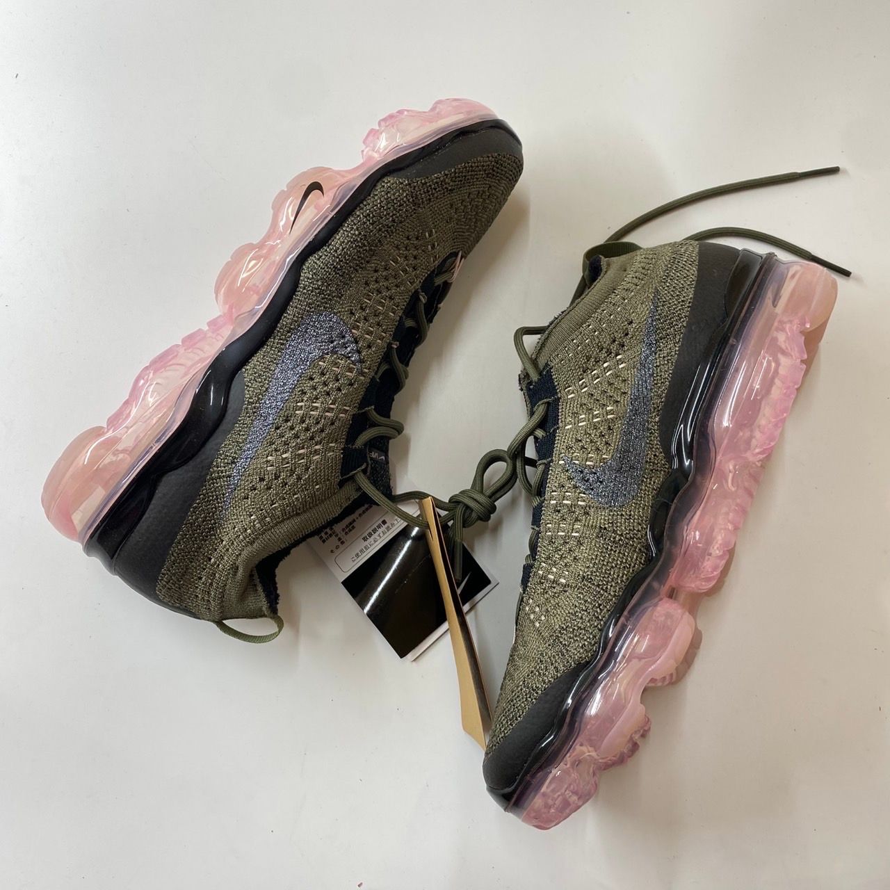 Nike Air VaporMax 2023 Flyknit "Medium Olive/Pink Oxford/Black"