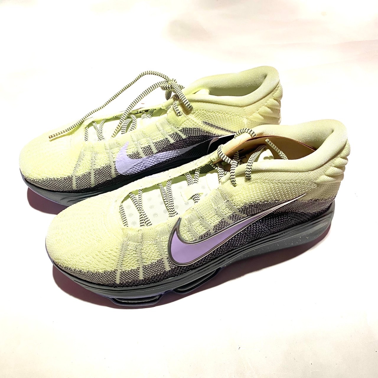 Victor Wembanyama × Nike GT Hustle 3 "Barely Volt" (FV5952-700/FV5953-700)