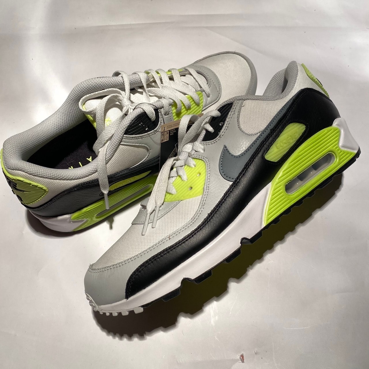 Nike Air Max 90 GORE-TEX "Volt"