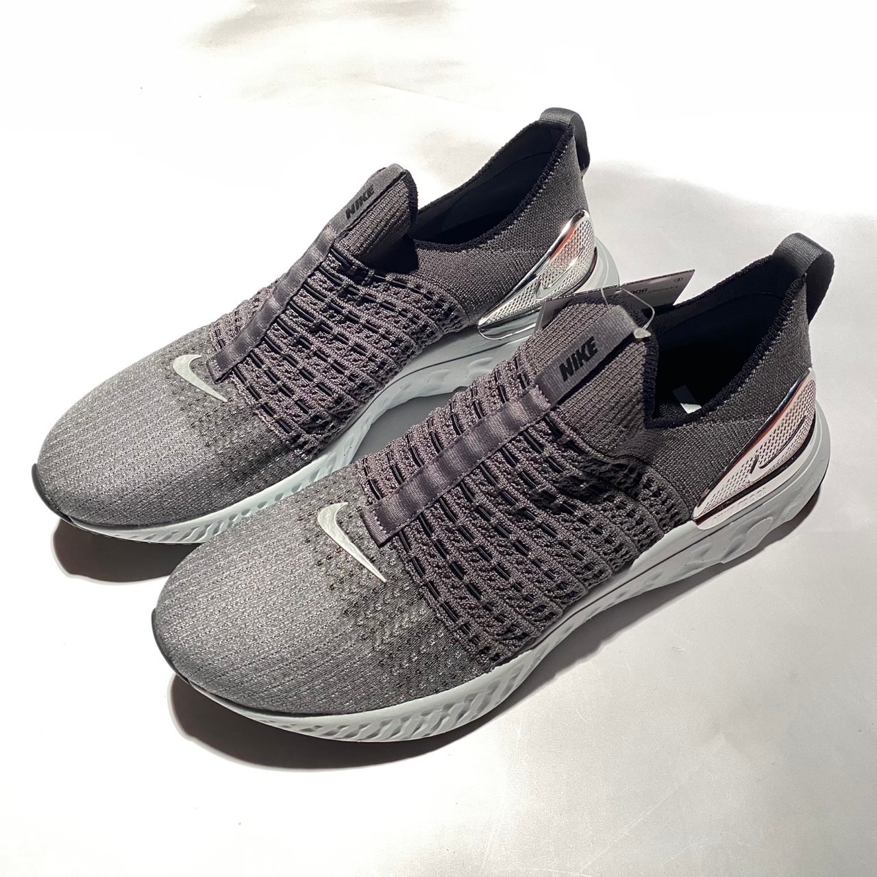 Nike React Phantom Run Flyknit 2 "Iron Grey/Metallic Silver/Black"