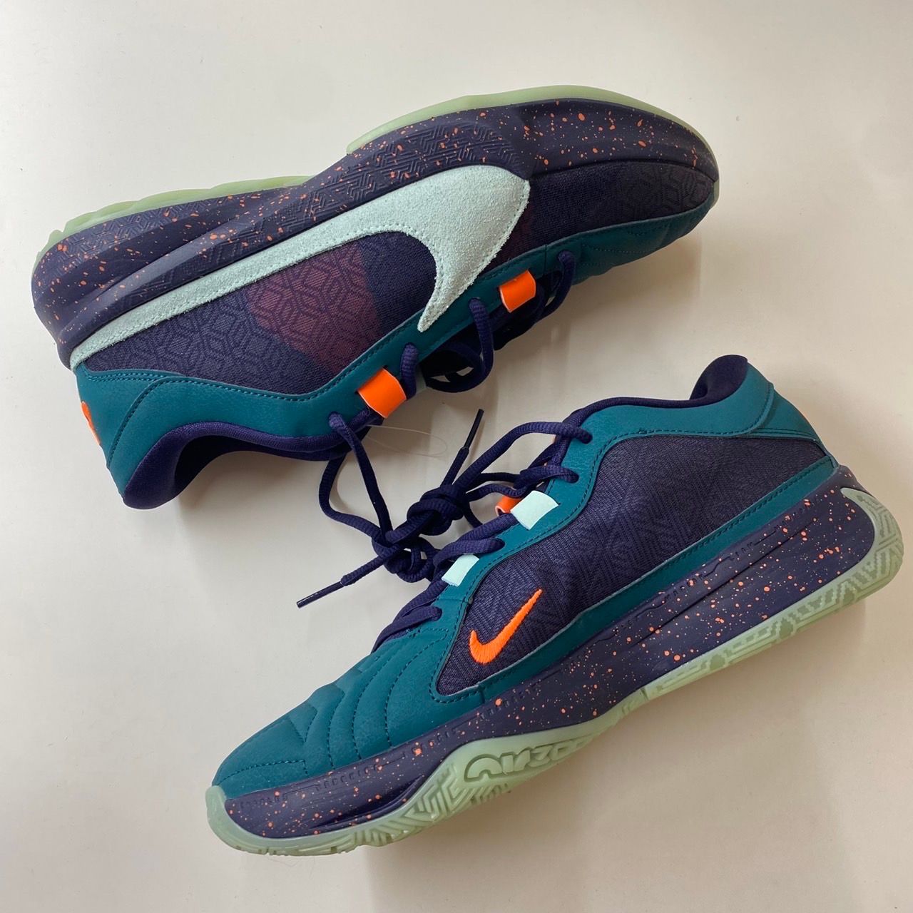 ナイキ ズームフリーク5 " ジオードティール/パープルインク/トータルオレンジ/ジェイドアイス"